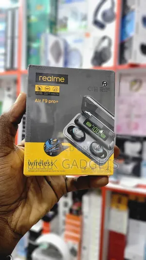 Realme F9 +