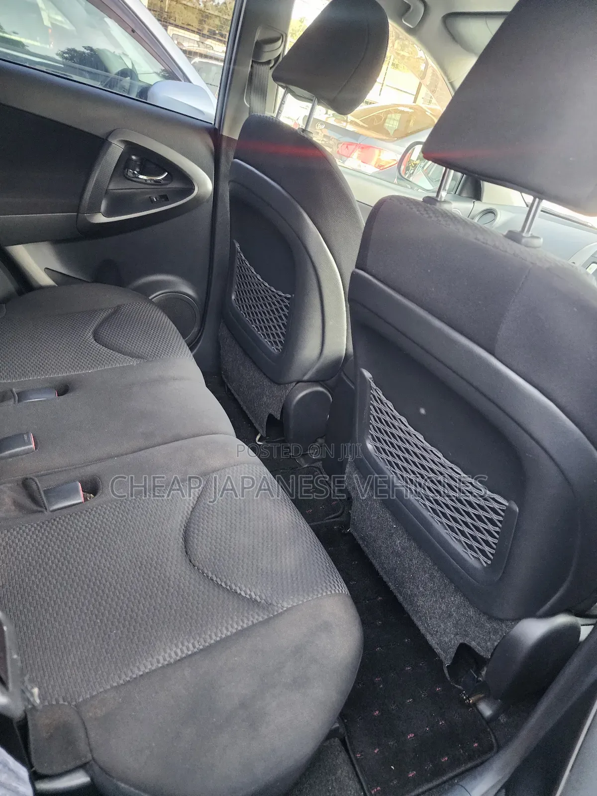Toyota RAV4 2010 White