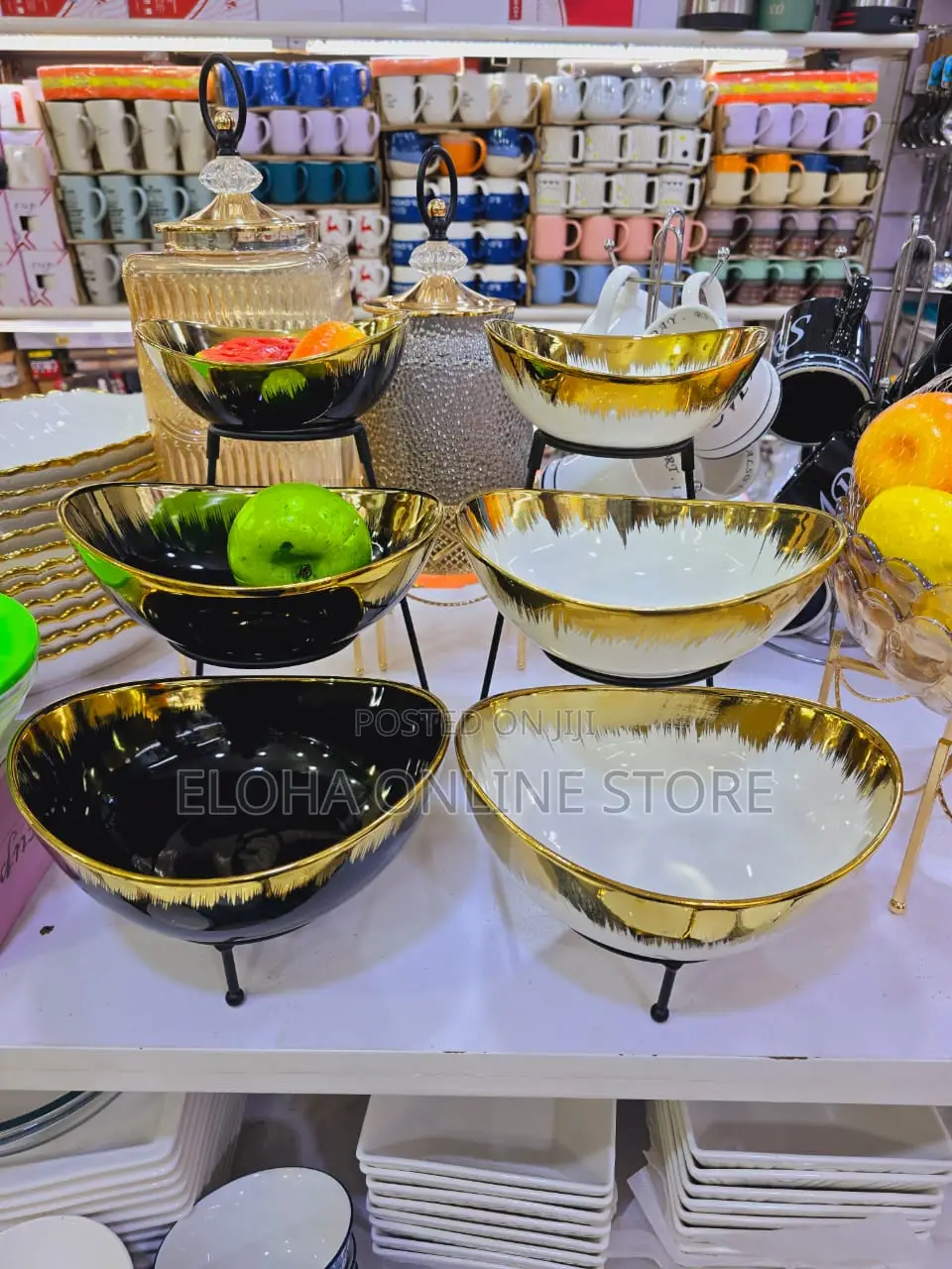 3 Tier Fruit Bowl Set With a Metallic Rack