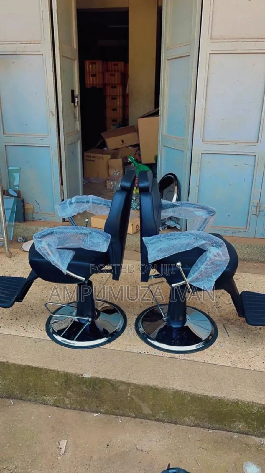 Scrub and Massage Chair 261c