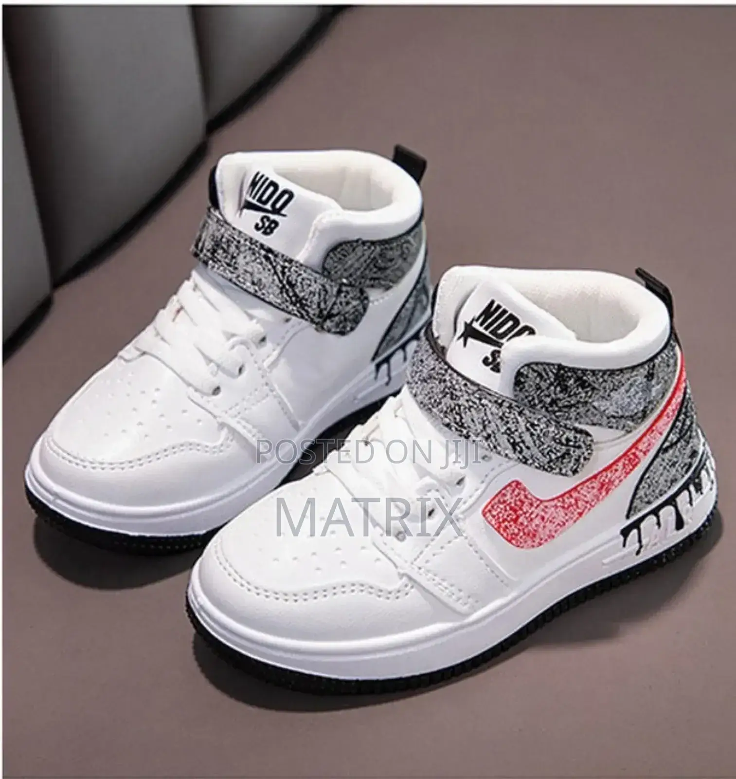 Unisex Sneakers
