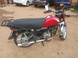Hero Hunter 100 2023 Red