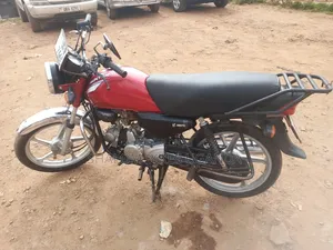 Hero Hunter 100 2023 Red