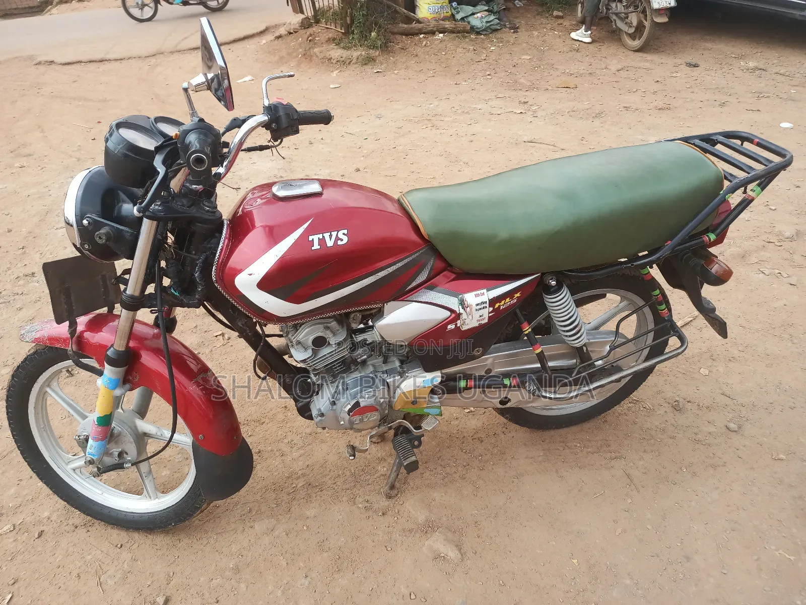 TVS HLX 125 2022 Red