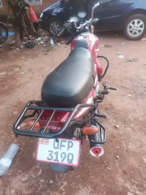 Bajaj Boxer 125 2022 Red