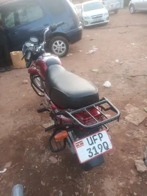 Bajaj Boxer 125 2022 Red