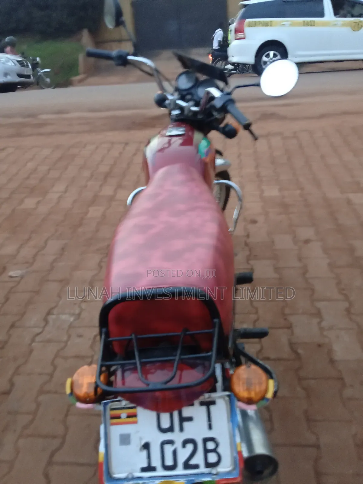 Bajaj Boxer BM100ES 2023 Red