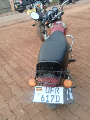 Bajaj Boxer BM100ES 2024 Red