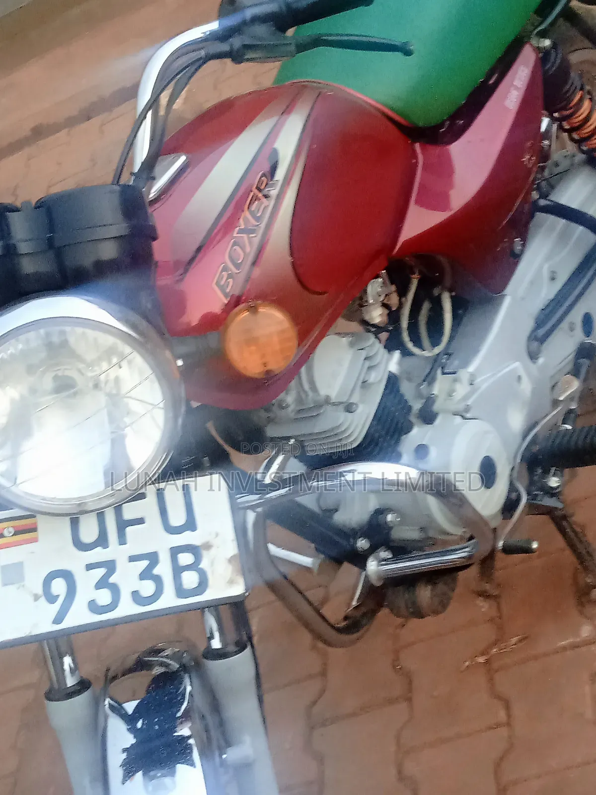 Bajaj Boxer BM100ES 2023 Red