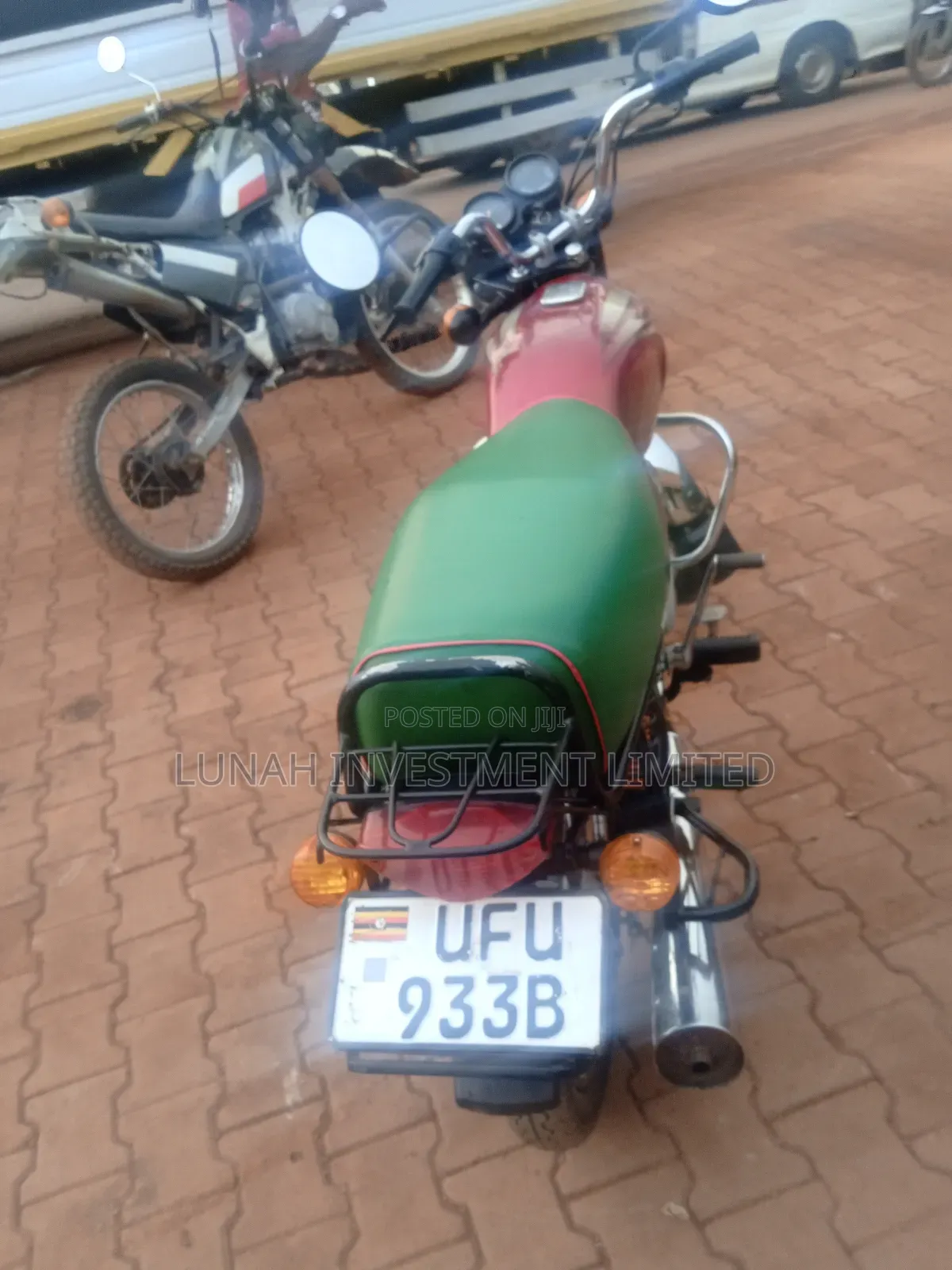 Bajaj Boxer 2023 Red