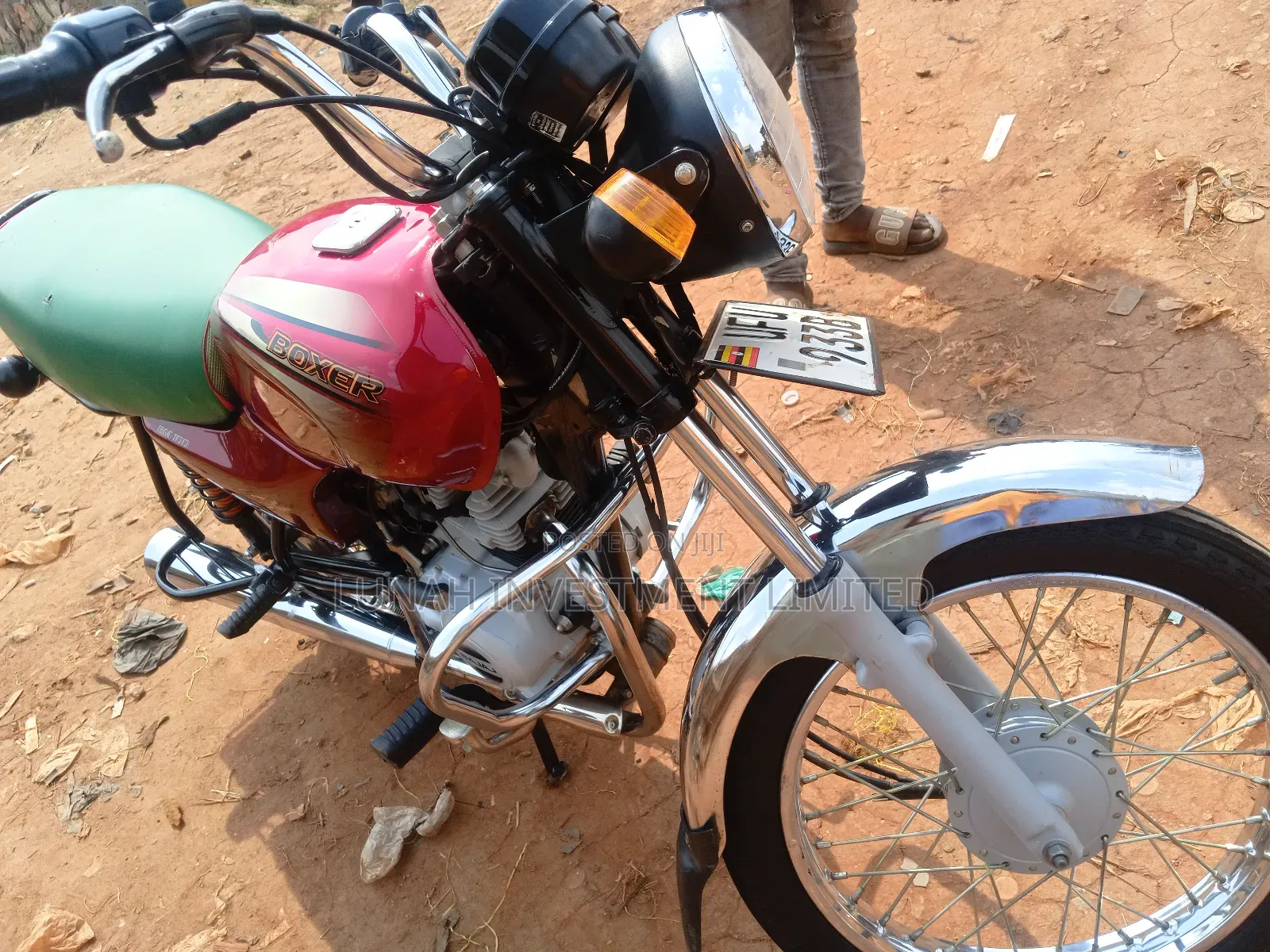 Bajaj Boxer BM100ES 2023 Pink