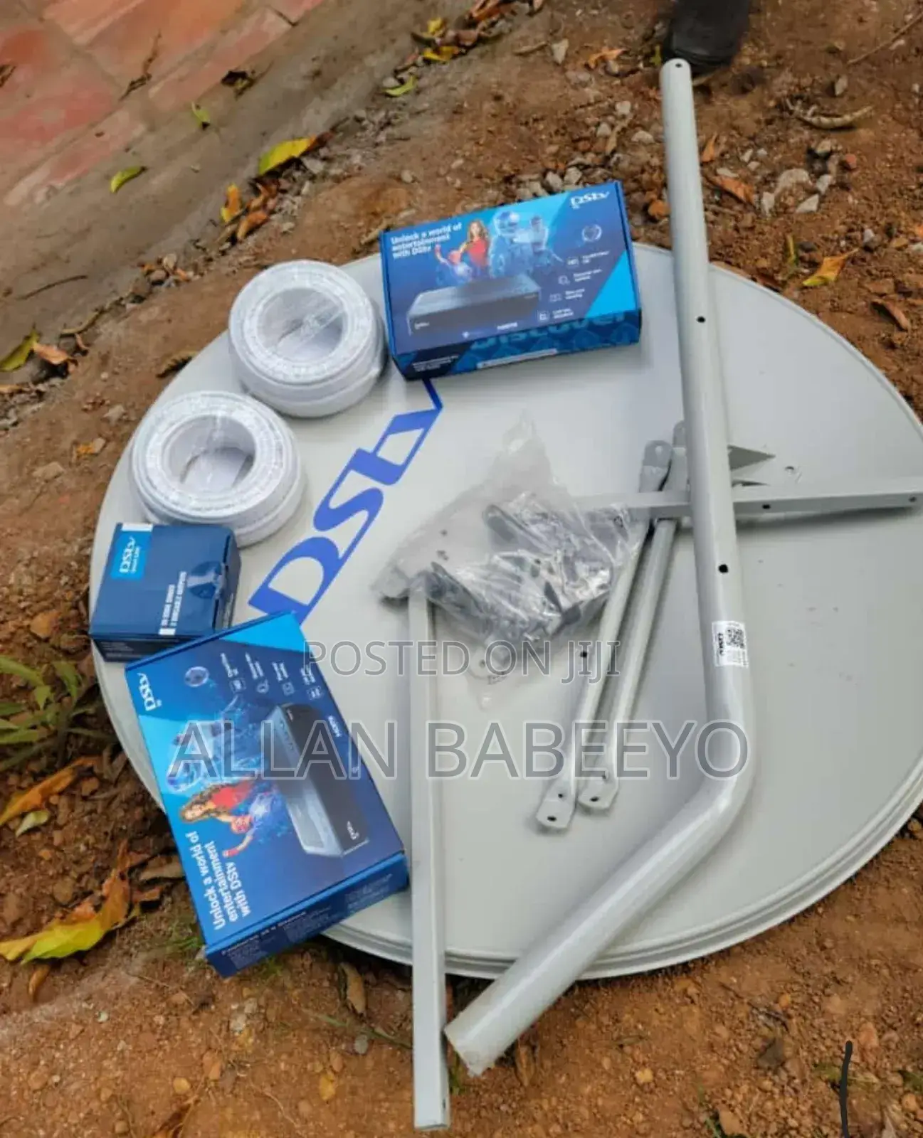 DSTV Decoders Only at Shs.59000/= and 124000 Fullset