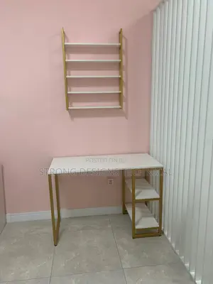 Metallic Manicure Table And Nail Polish Display SET.