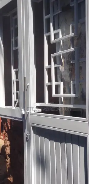Doors and Windows Metallic Aluminum Fashion