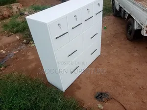 Photo - Chest of Drawers