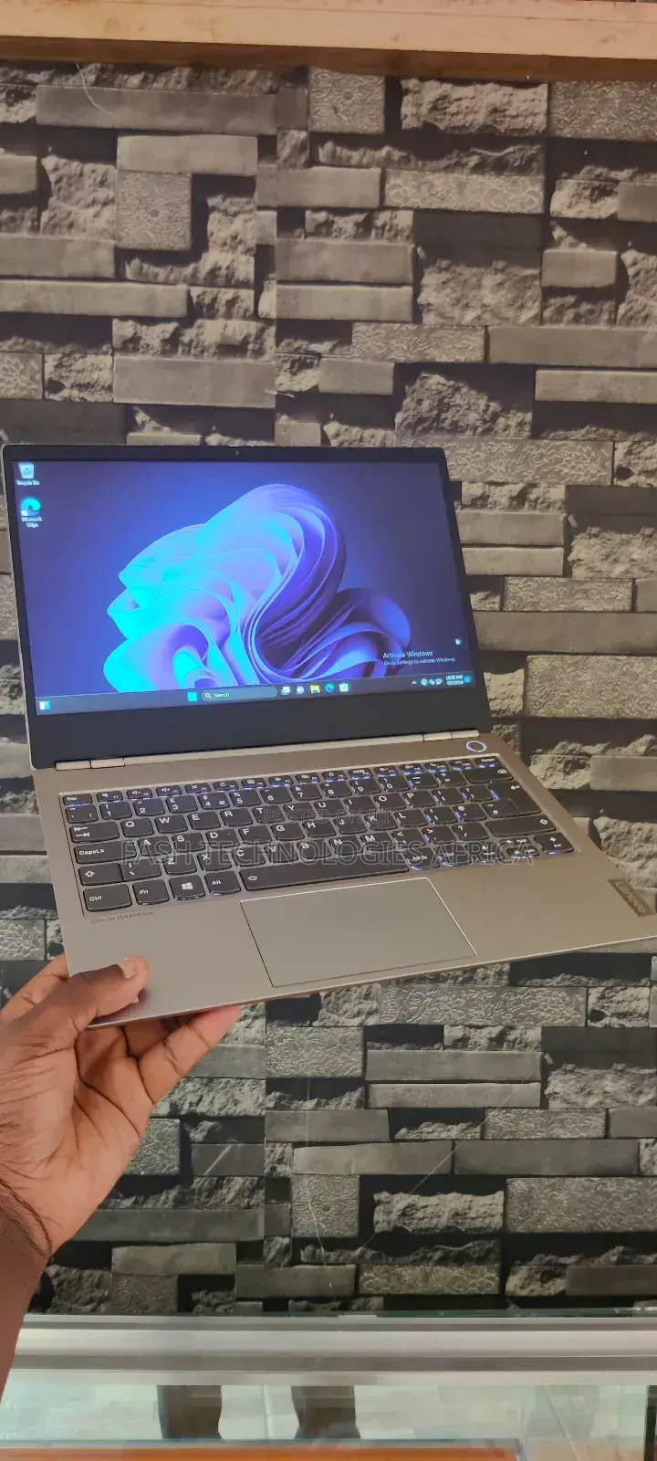 New Laptop Lenovo ThinkBook 13 16GB Intel Core I7 SSD 512GB