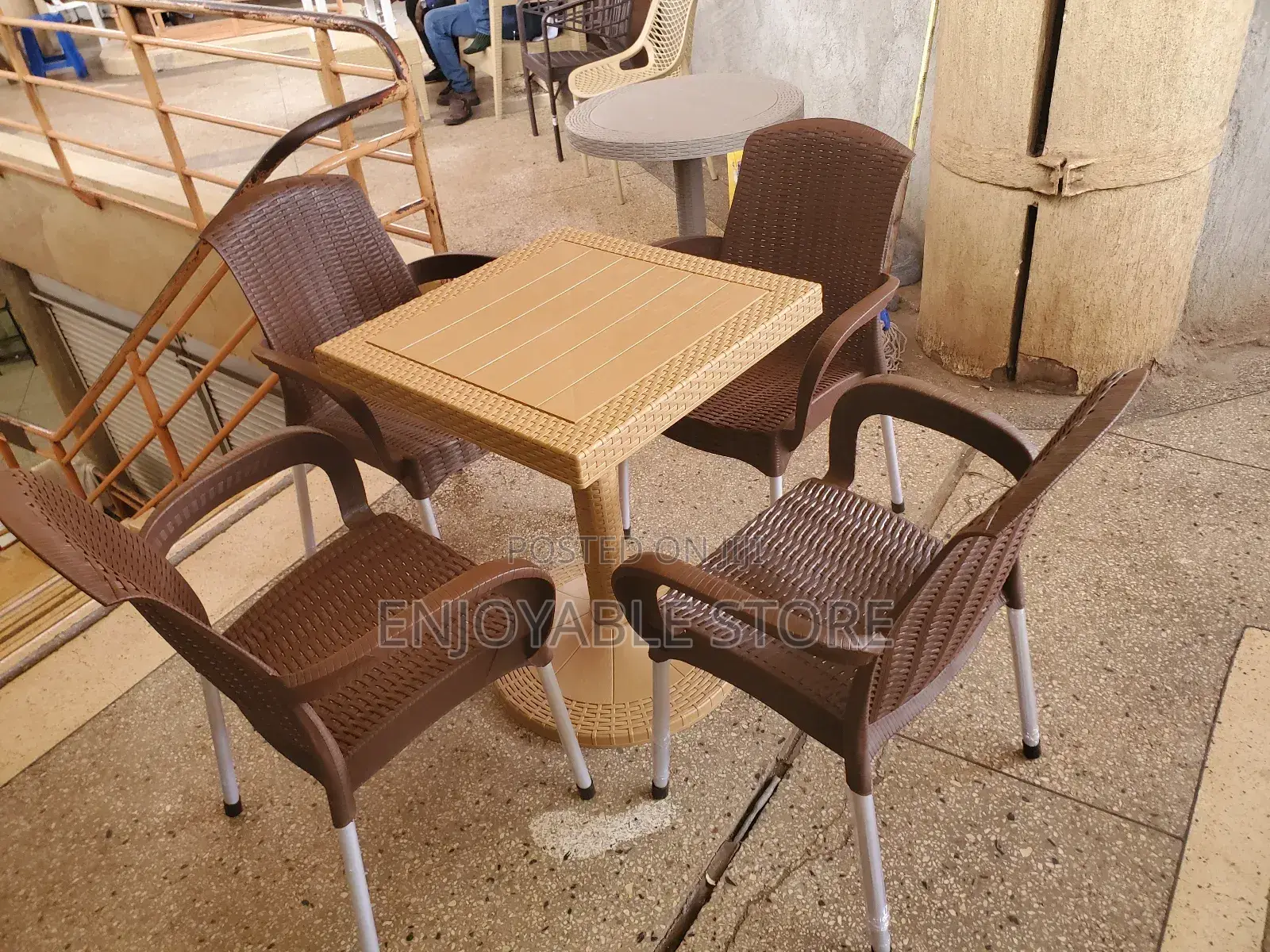 Restaurant Table and Chairs Table and Chairs