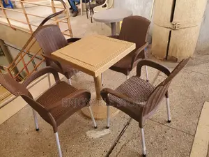 Plastic Table and 4chairs
