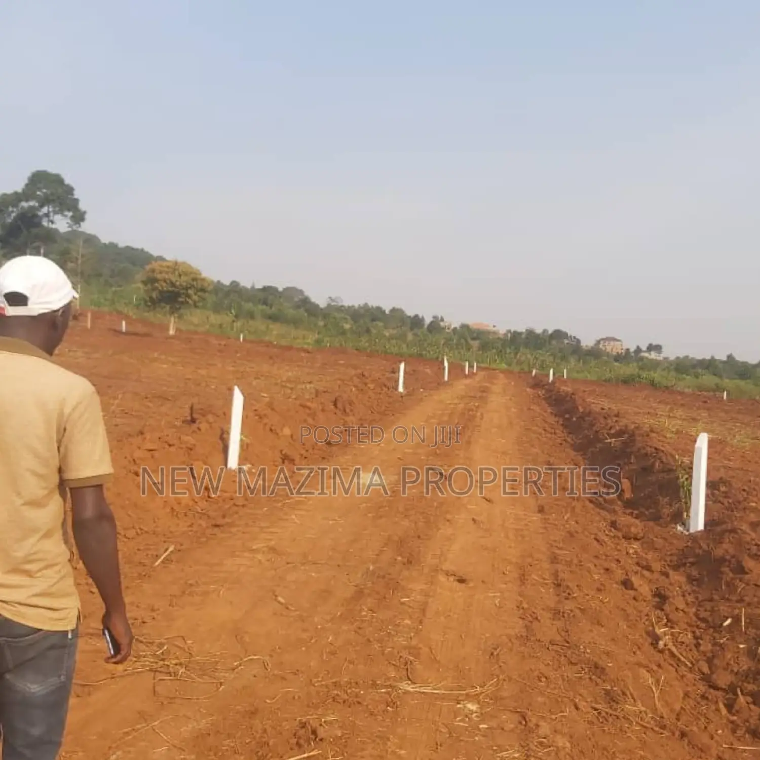 Very Classie New Estate on Ntebe Rd Kitende Ssisa With Title