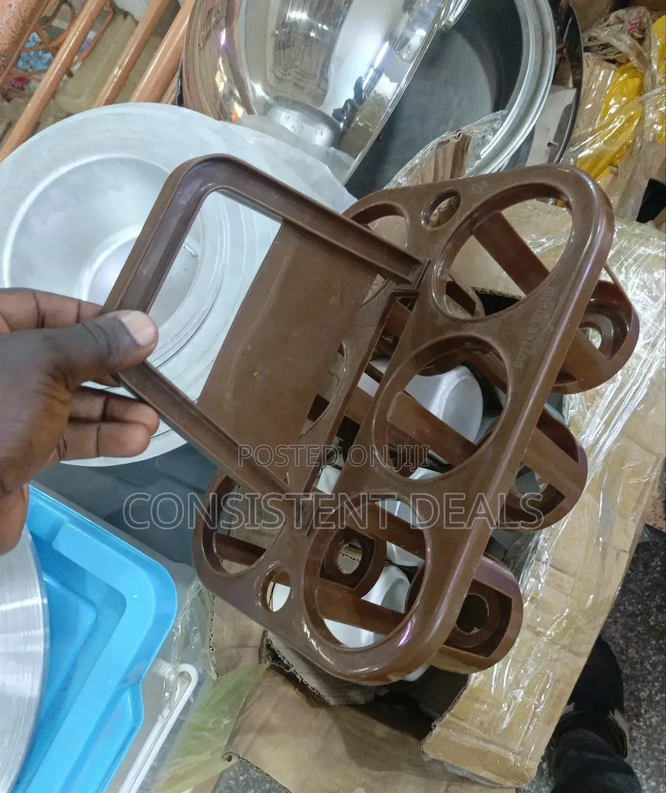 6 Bottle Plastic Holder