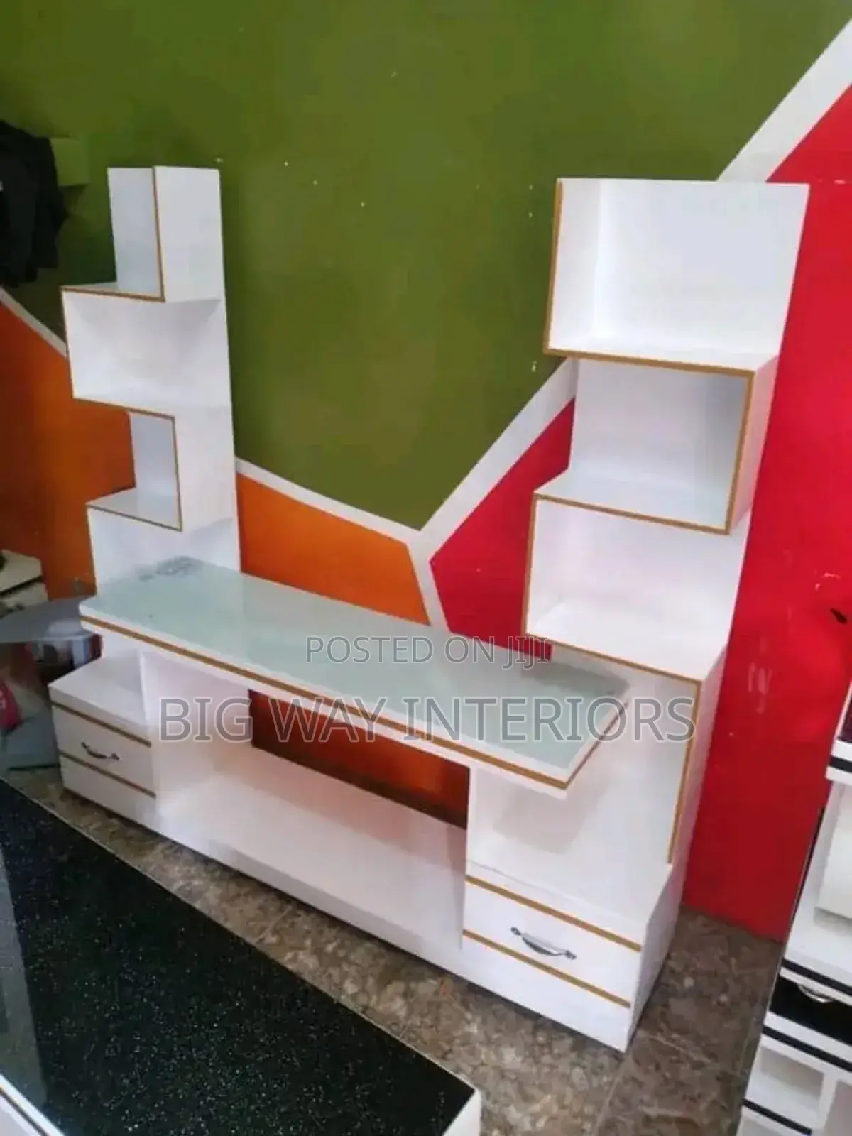 Double Ariel or Double Shelves Tv Stand