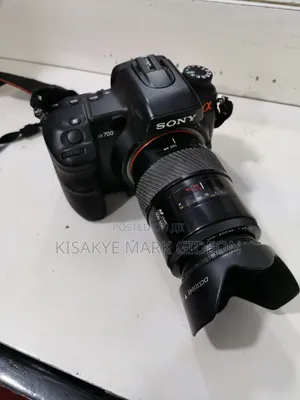 Sony Alpha 700 DSLR Camera