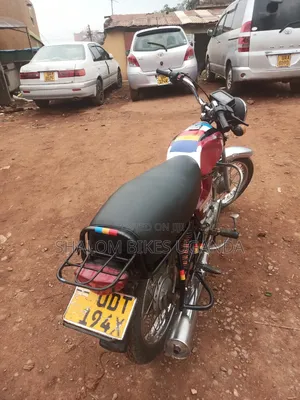 Bajaj Boxer 2014 Red