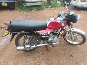 Bajaj Boxer 2014 Red
