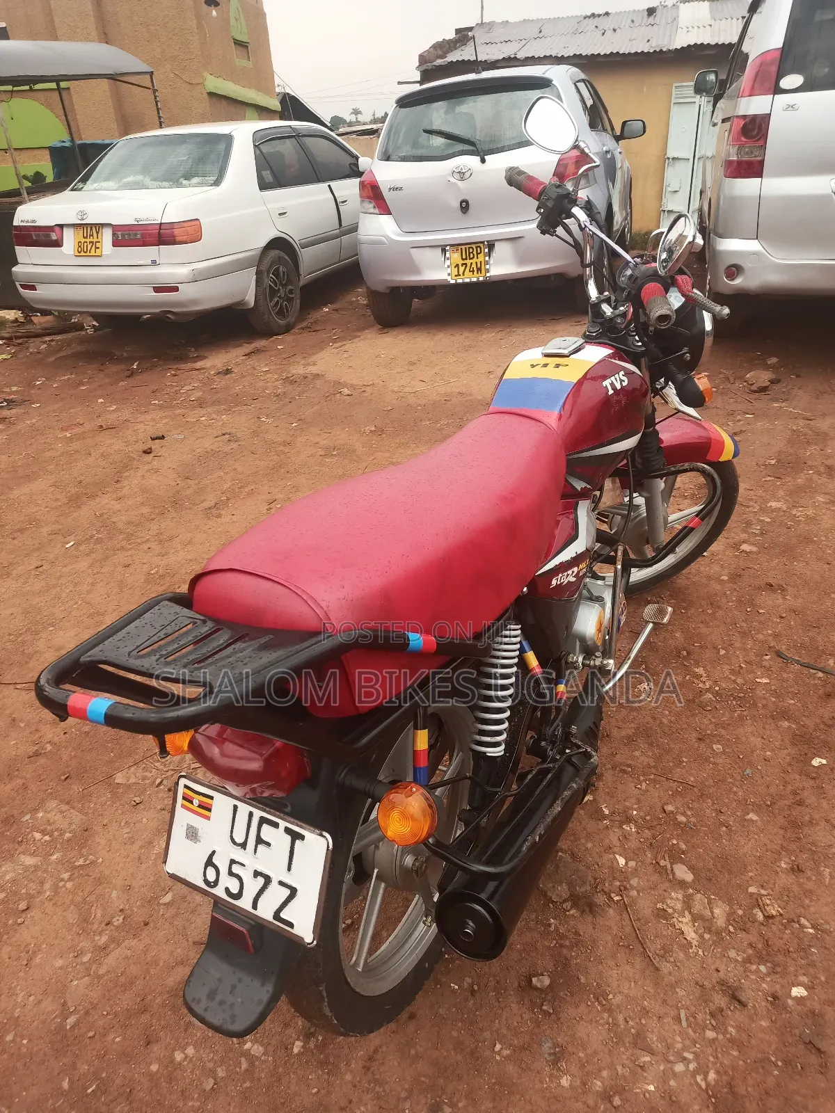 TVS HLX 125 2023 Red
