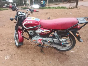 TVS HLX 125 2023 Red