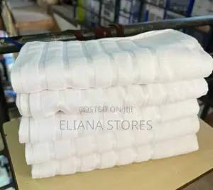 White Cotton Bathroom Towels