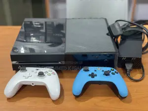Xbox One 2 Pads (Ea Fc 256+ 9 Games)