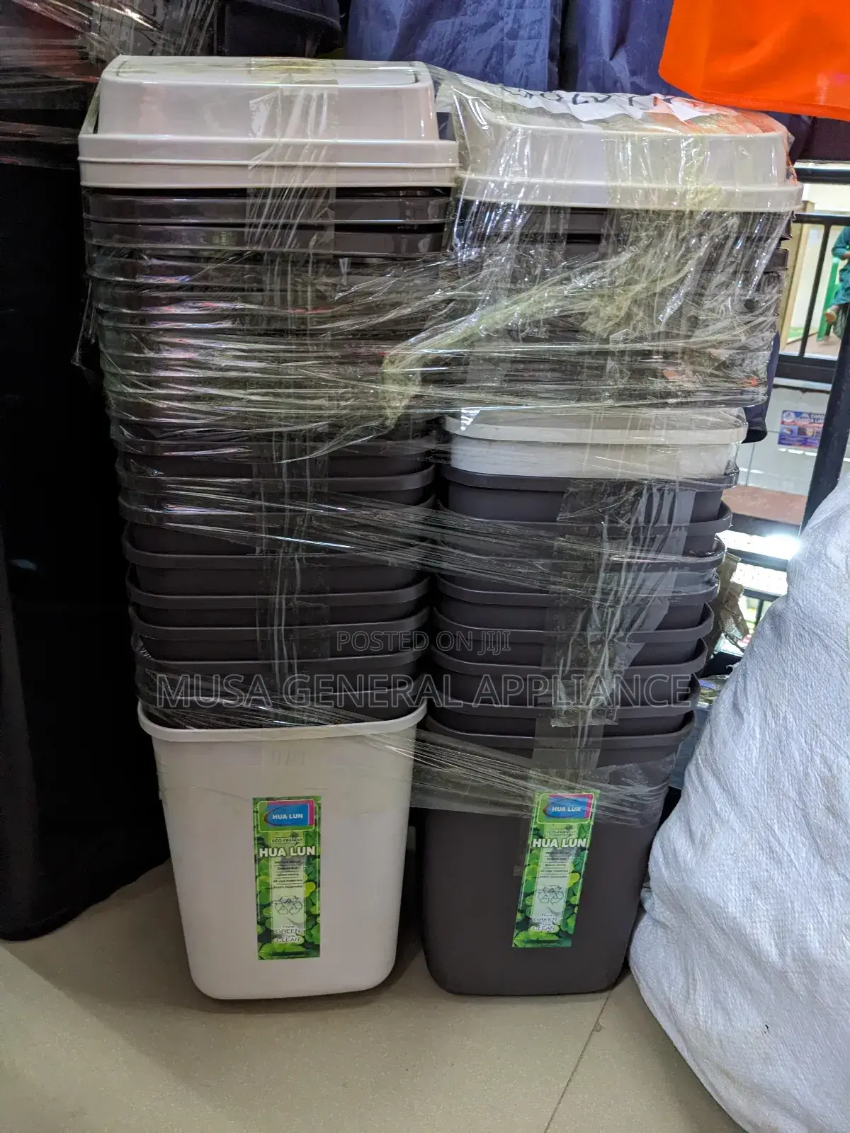 Push Dust Bin
