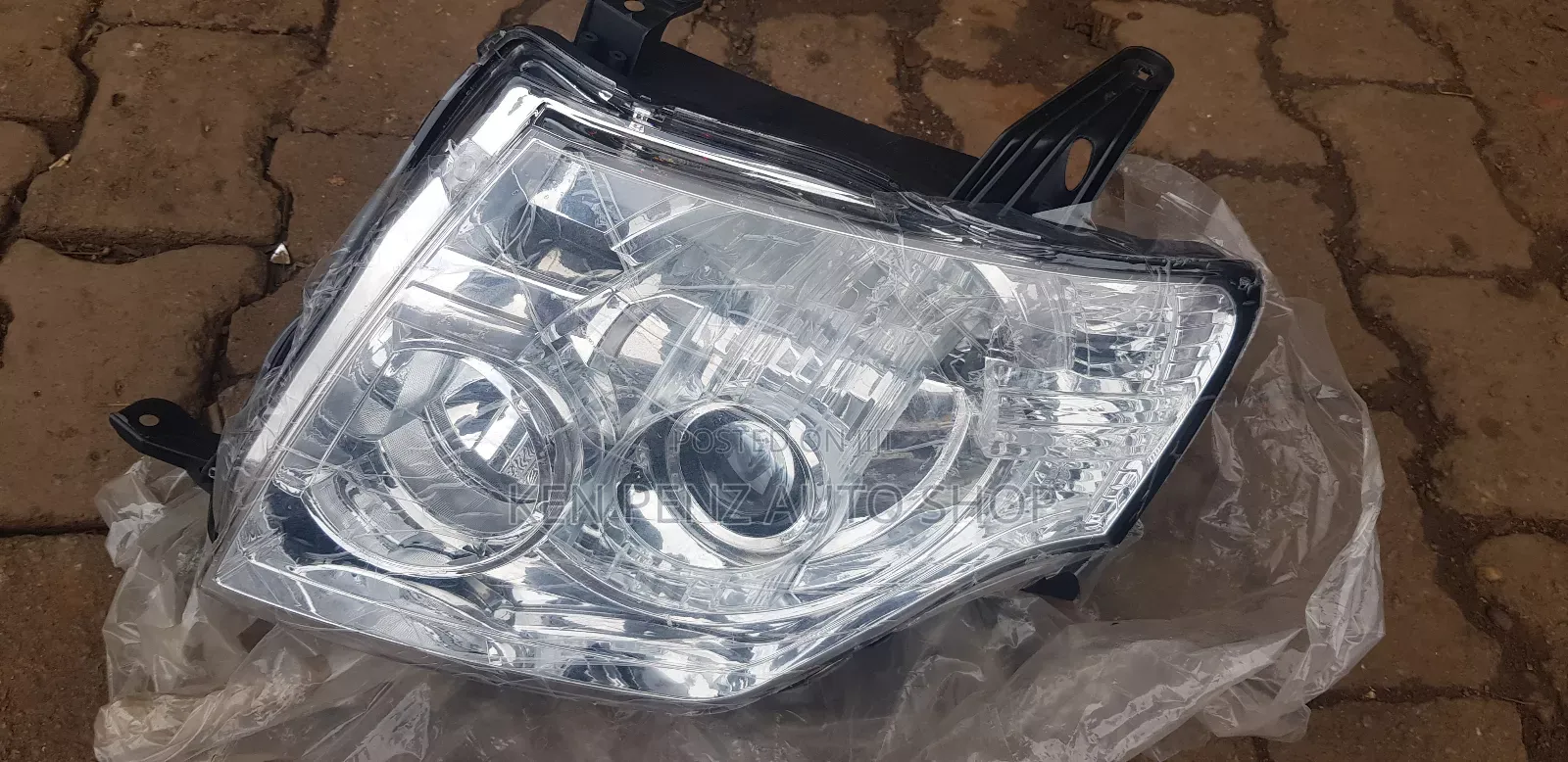 Headlamps for Mitsubishi Pajero 2008 - 2021