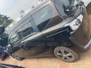 Toyota Sienta 1.5 AWD (6-seater) 2016 Gold