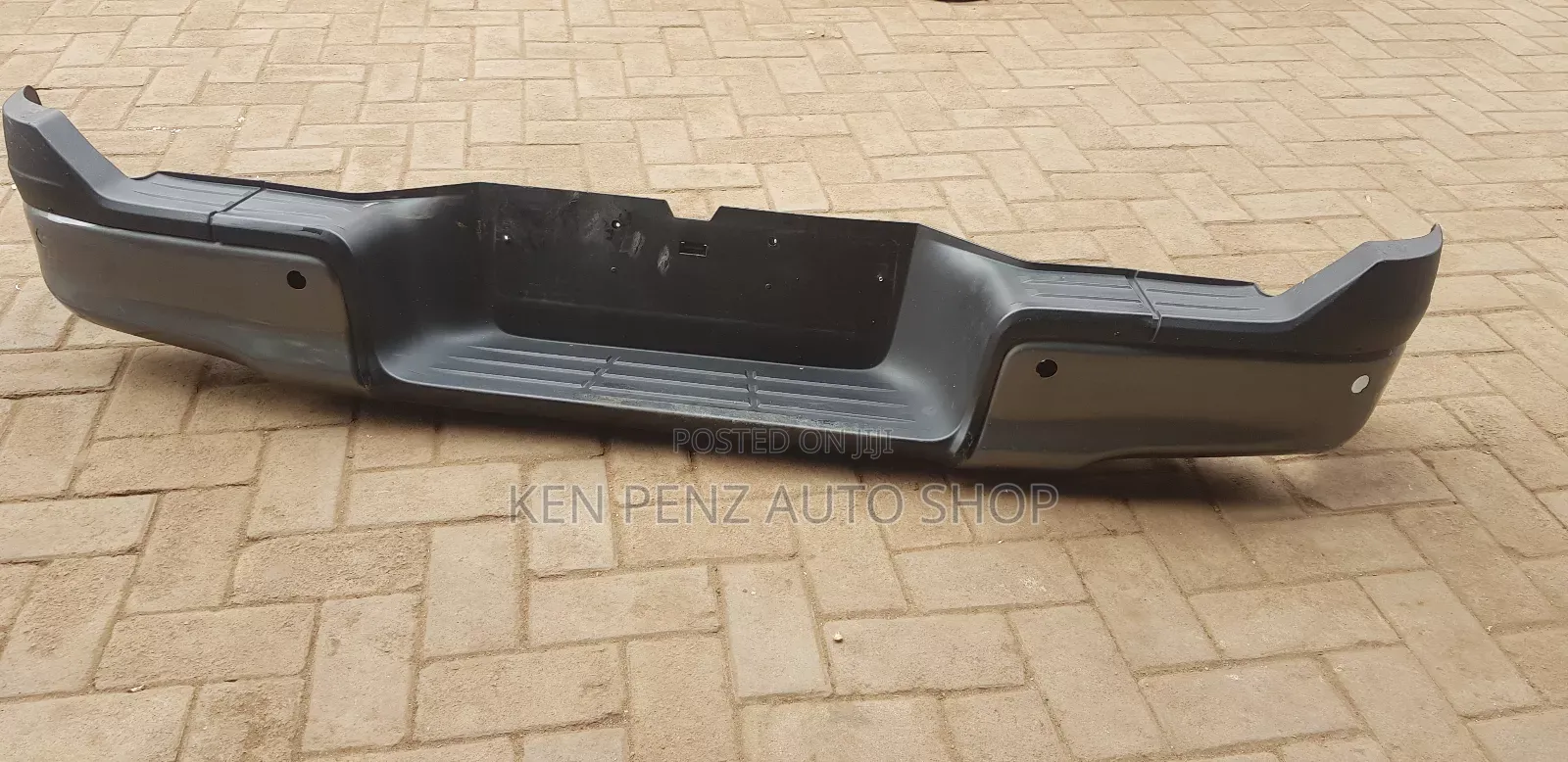 Rear Black Bumper for Hillux Revo and Rocco