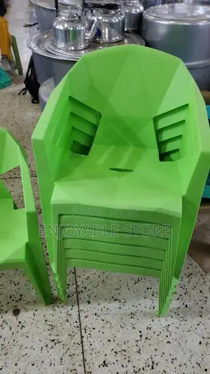 Bar/Restaurant Plastic Chairs