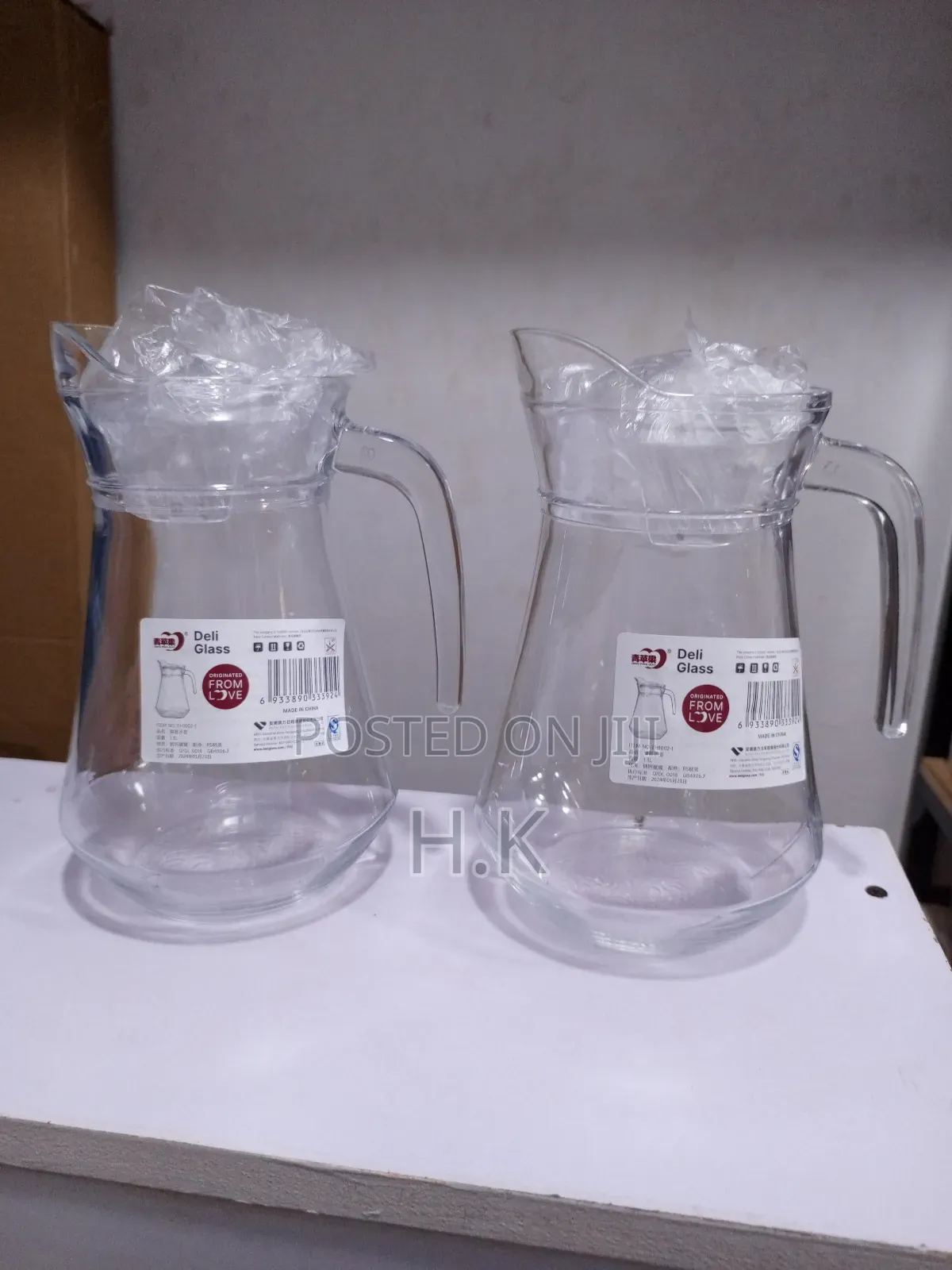 1300mls Glass Jag