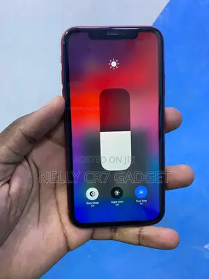 Apple iPhone 11 128 GB Red