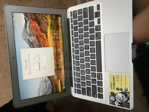 Laptop Apple MacBook Air 2GB Intel Core I5 SSD 60GB