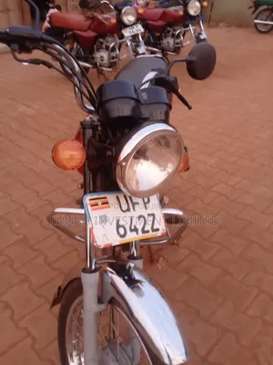 Bajaj Boxer 2023 Red