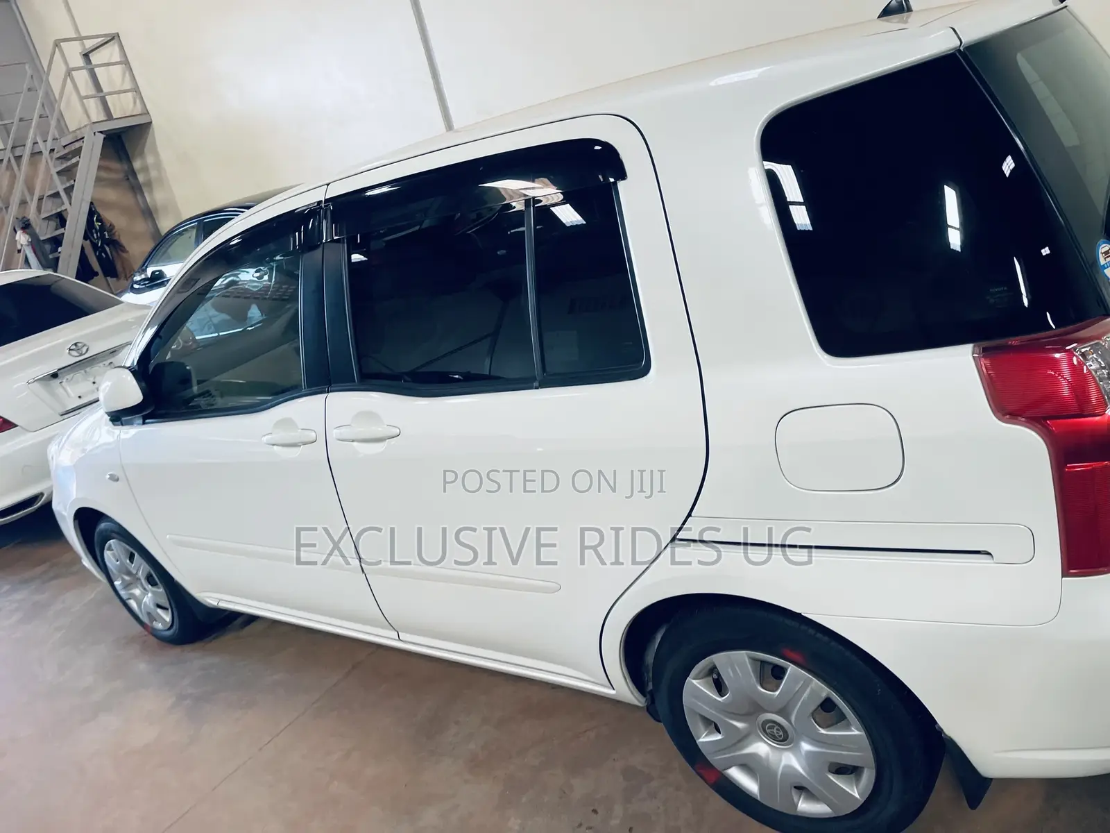 Toyota Raum 1.5 AWD 2011 Off white