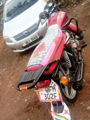 TVS HLX 125 2023 Red