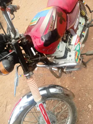 Bajaj Boxer 100 2023 Red