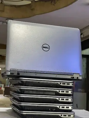 Laptop Dell Latitude 13 3340 4GB Intel Core i5 HDD 500GB