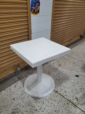 Bar/Restaurant Table