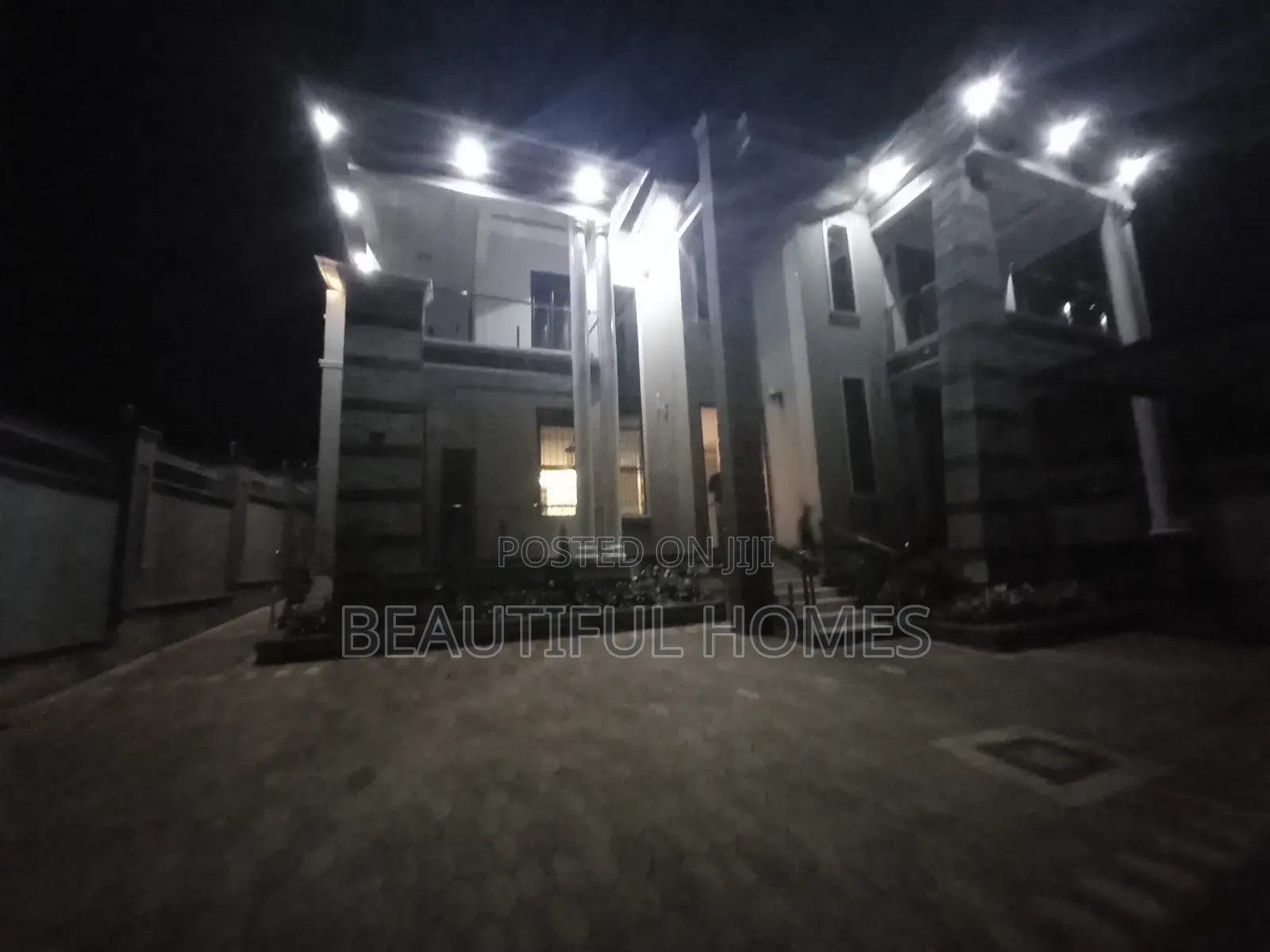 Furnished 6bdrm House in Kira, Central Division for sale