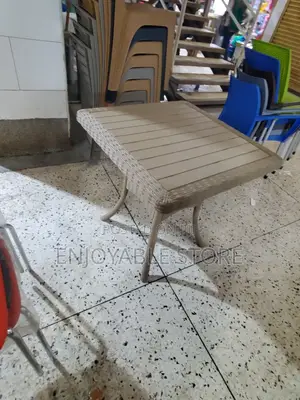Bar/Restaurant Table