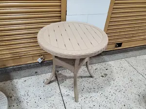 Bar/Restaurant Round Table