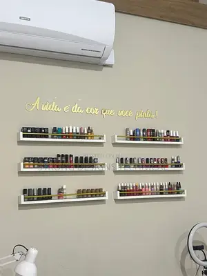 6 Pieces Manicure Nail Salon Display Shelves.